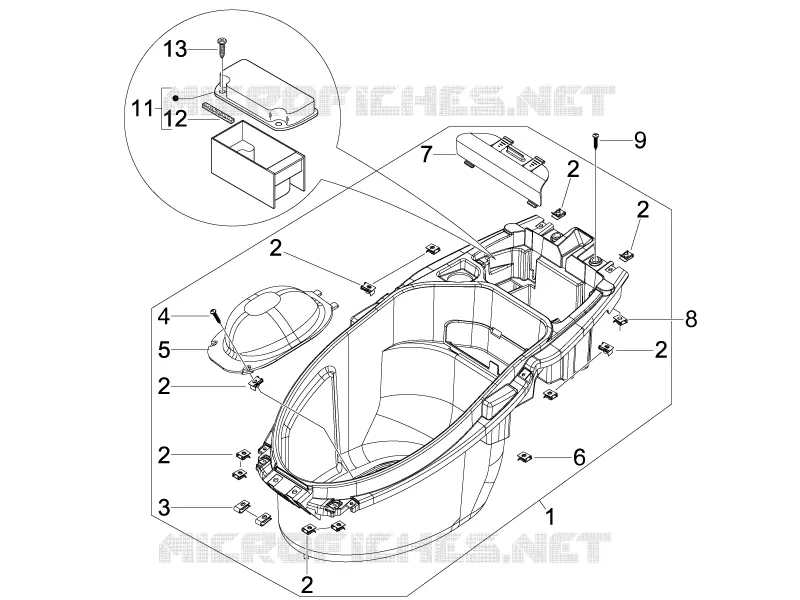 Logement casque - Dessous de selle
