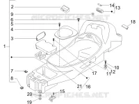 Logement casque - Dessous de selle