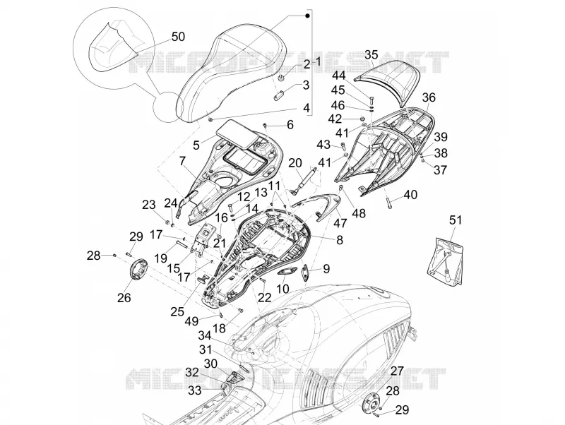 Selle/sieges VESPA VESPA-SCOOTER 150 946 2016  946 ARMANI 150 4T 3V ABS E3