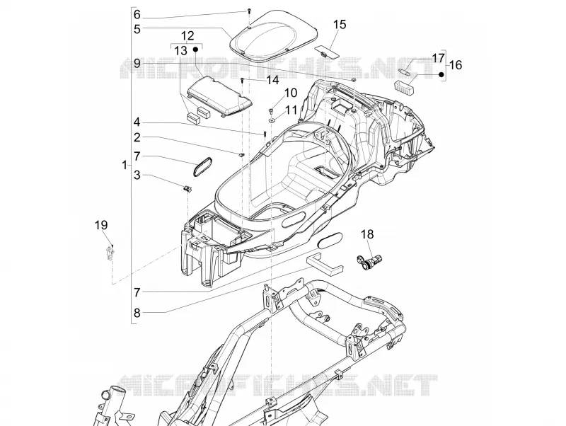 Logement casque - Dessous de selle PIAGGIO PIAGGIO-SCOOTER 125 X-EVO 2008  X Evo Euro 3