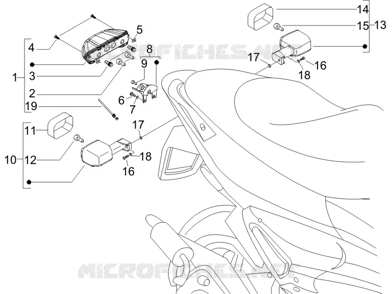 Eclairages arrière - Clignotants GILERA GILERA-SCOOTER 125 RUNNER 2006  Runner VX 4T -SC- E3